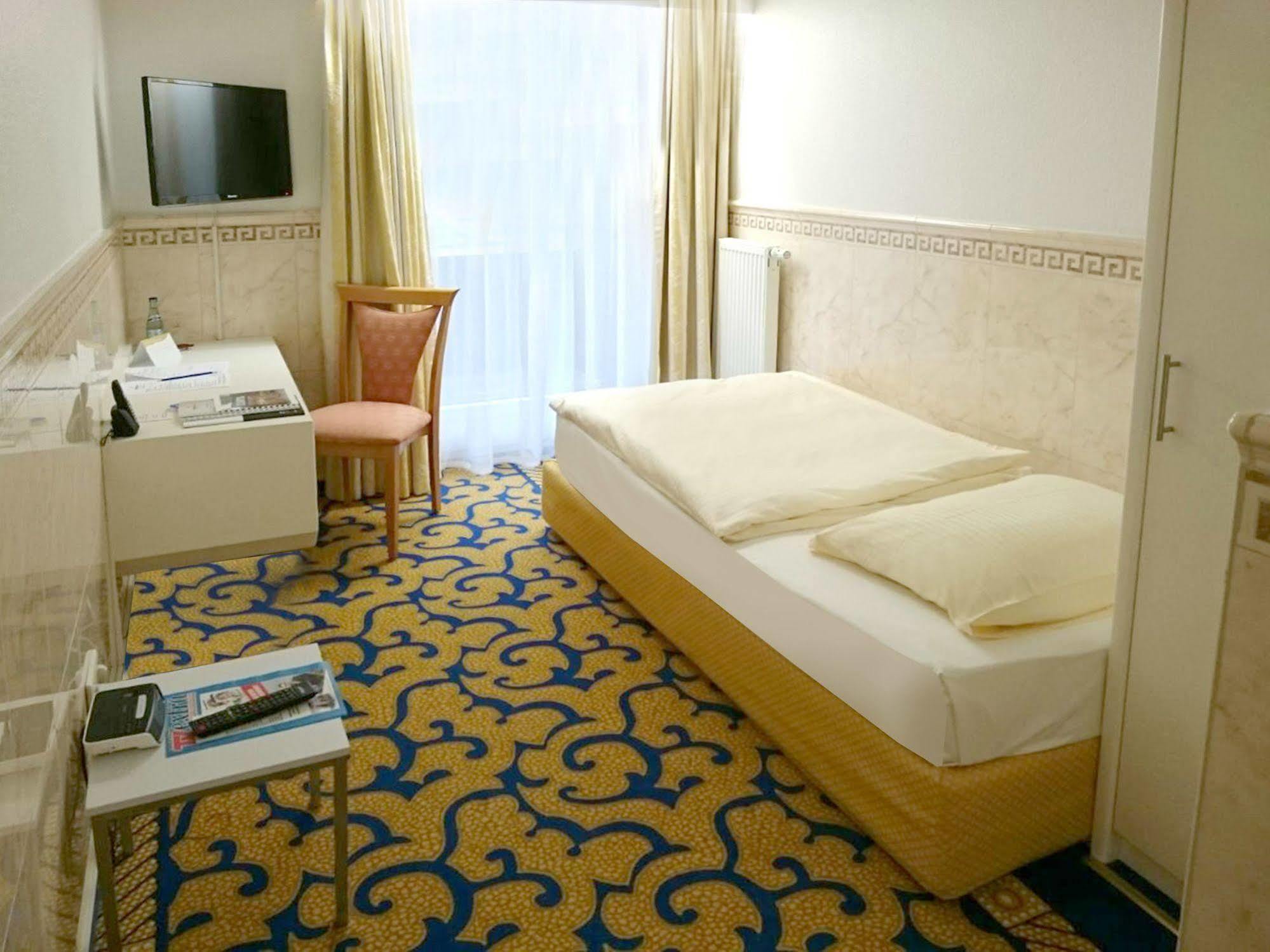 Seehotel Am Tankumsee Isenbüttel Dış mekan fotoğraf