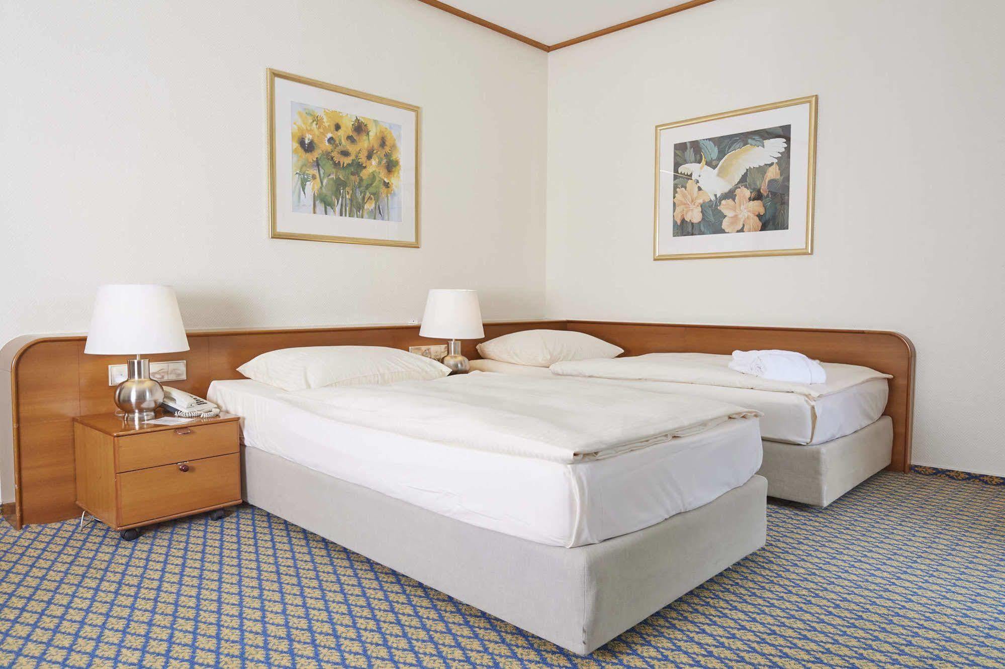 Seehotel Am Tankumsee Isenbüttel Dış mekan fotoğraf