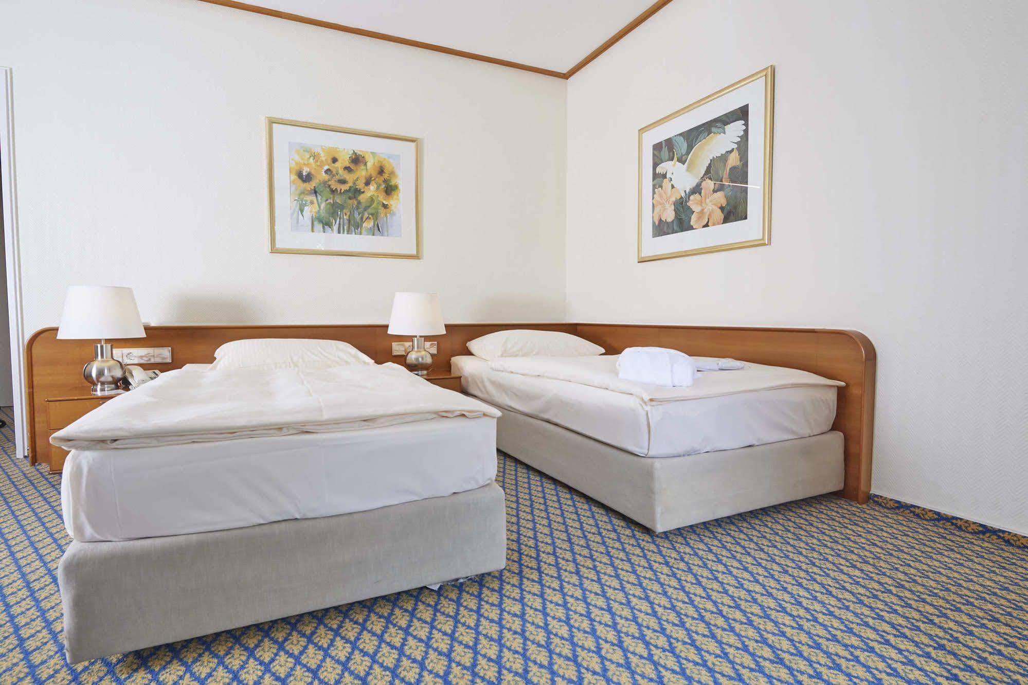 Seehotel Am Tankumsee Isenbüttel Dış mekan fotoğraf